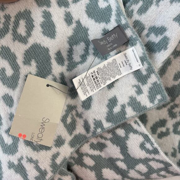 Sweaty Betty Leopard Print Blue Green Winter Scarf Wool Alpaca‎ Cozy Layer New - Picture 6 of 9